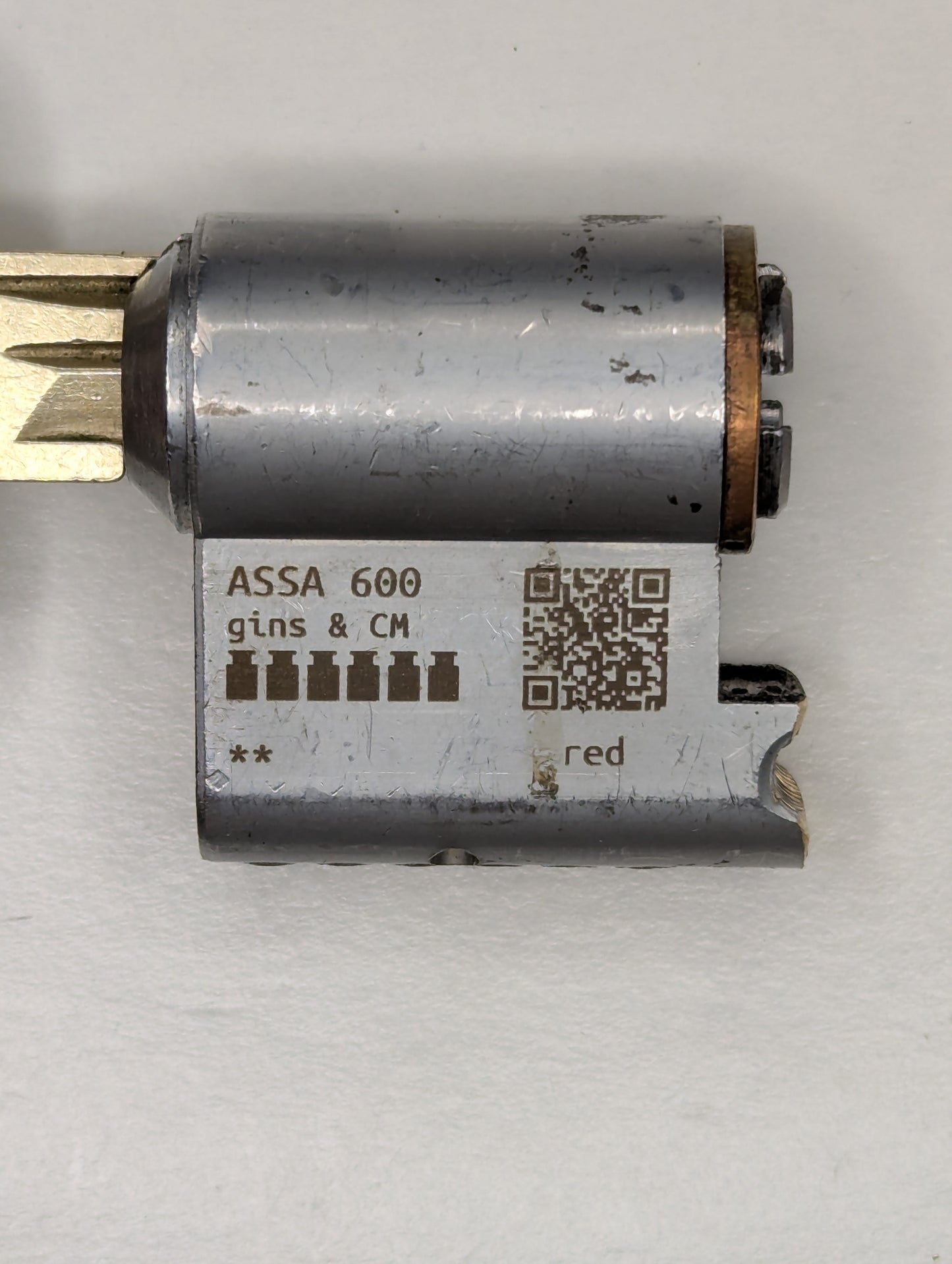 ASSA 600 Half-Euro w. Key - Purple & Red Belts
