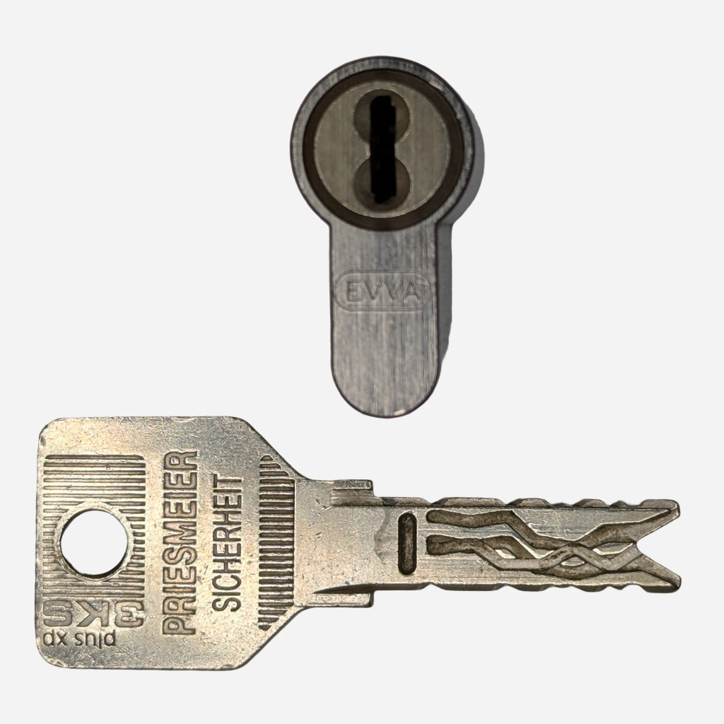EVVA 3KS Half-Euro w. Key - Black Belt