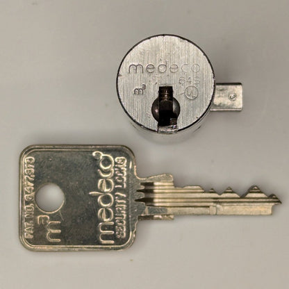 Medeco M3 T-Handle Camlock with Key