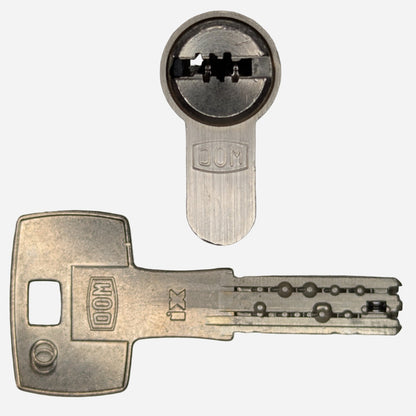 DOM ix Twinstar w. Key - Black Belt