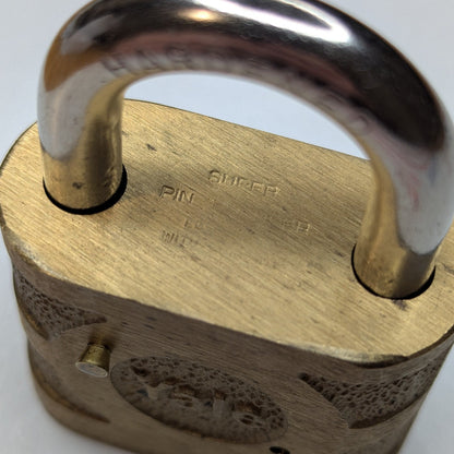 Yale Super Pin Tumbler Padlock w. Keys - Unsealed Vintage Example!